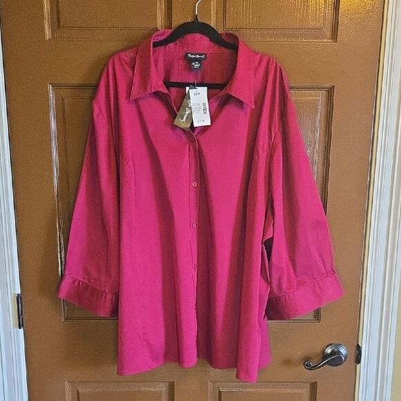 Maggie Barnes Tops - Maggie Barnes-Burgundy, collared, button down front, 3/4 sleeved top. Sz 34 NWT.